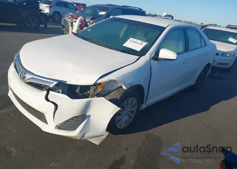 2012 Toyota Camry Le z USA, uszkodzony, nr VIN 4T1BF1FK4CU159909